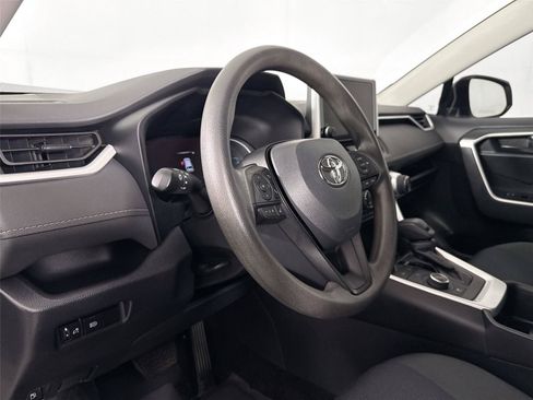 Certified 2024 Toyota RAV4 LE AWD/4WD image 4
