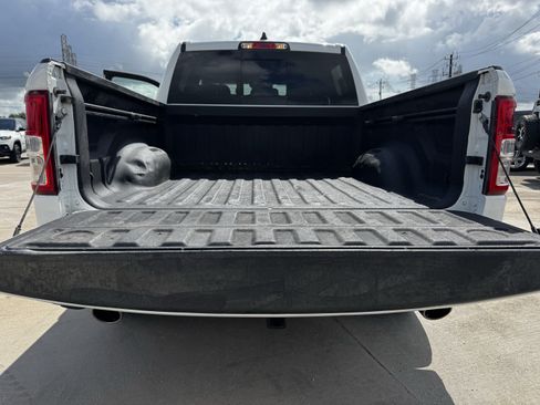 Used 2024 RAM 1500 Big Horn AWD/4WD image 30