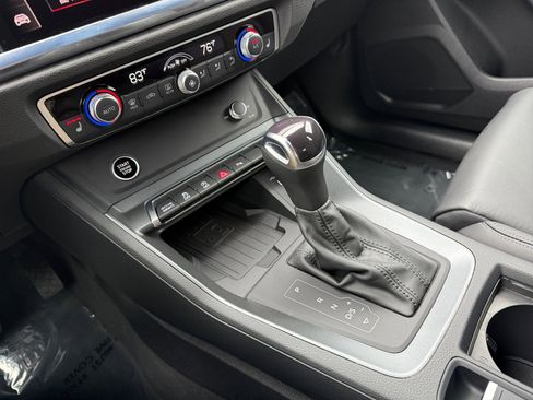 Certified 2025 Audi Q3 2.0T Premium w/ Convenience Package image 13
