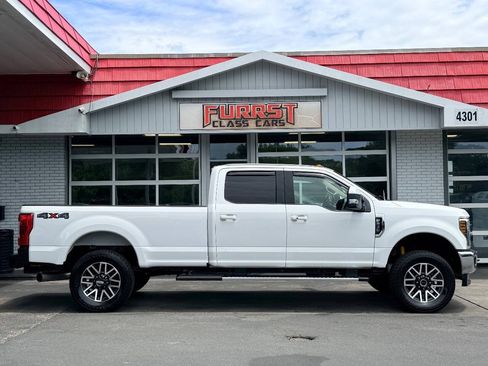 Used 2018 Ford F250 Lariat w/ Lariat Ultimate Package AWD/4WD image 2