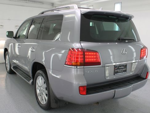 Used 2009 Lexus LX 570 4WD image 6