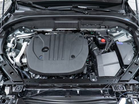 New 2026 Volvo XC60 B5 Plus w/ Climate Package image 9