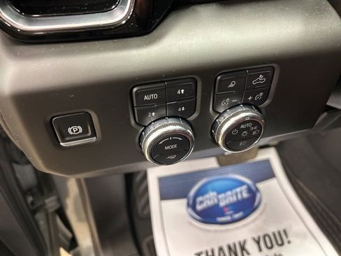 Used 2025 GMC Sierra 3500 Denali Ultimate image 17