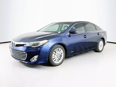 Used 2014 Toyota Avalon XLE Touring FWD image 3