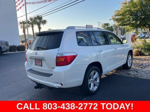Used 2010 Toyota Highlander Limited AWD/4WD image 3