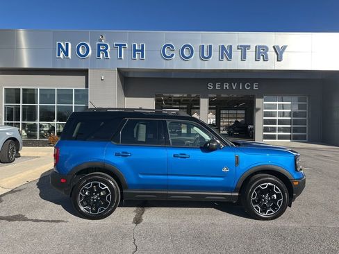 Certified 2025 Ford Bronco Sport Outer Banks AWD/4WD image 1