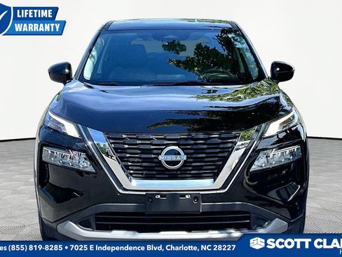 Used 2023 Nissan Rogue SV AWD/4WD image 2