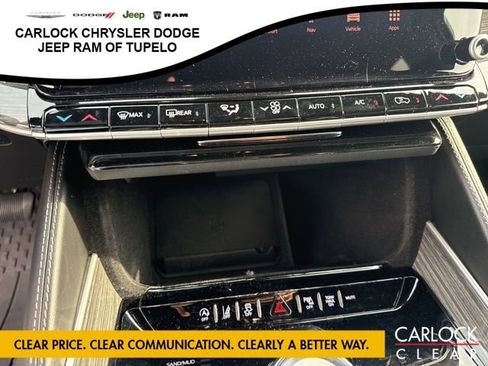 Used 2022 Jeep Wagoneer Series II AWD/4WD image 21