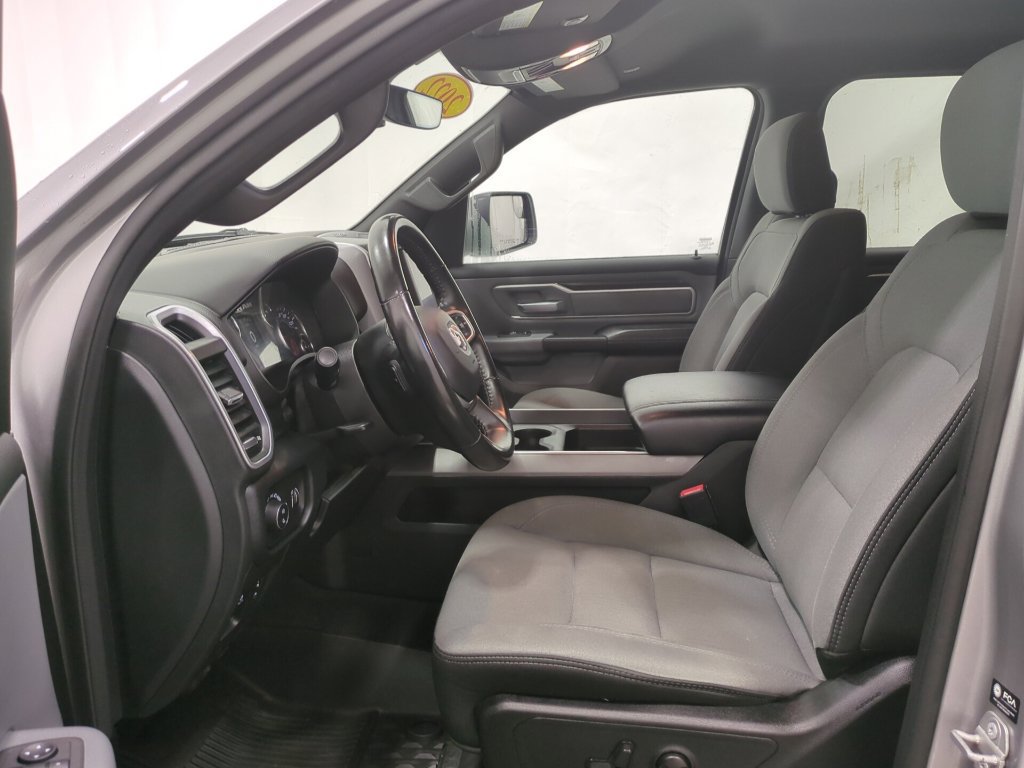 Used 2022 RAM 1500 Big Horn AWD/4WD image 7