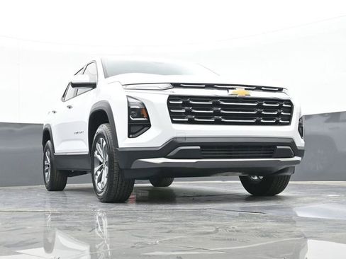 New 2026 Chevrolet Equinox LT FWD image 51