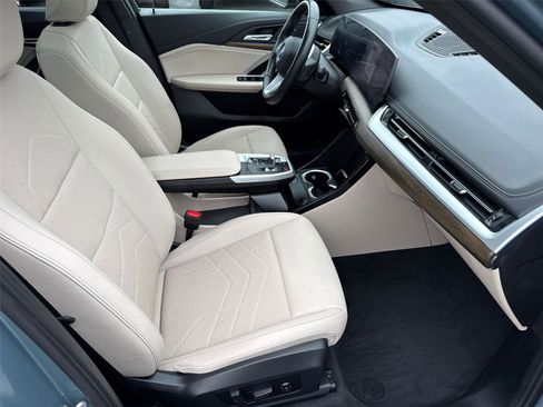 Used 2023 BMW X1 xDrive28i w/ Convenience Package image 17
