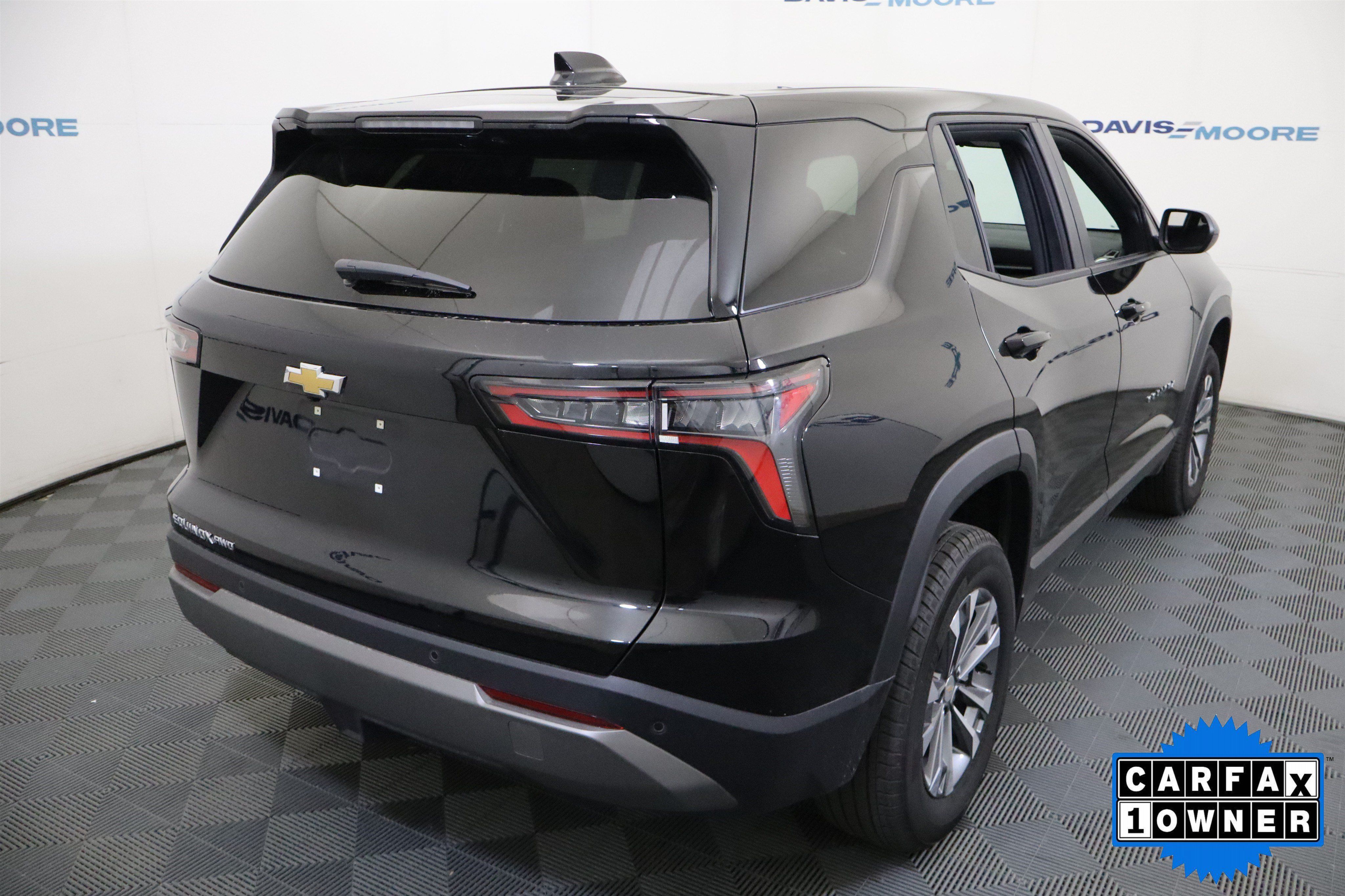 Used 2026 Chevrolet Equinox LT AWD/4WD image 6