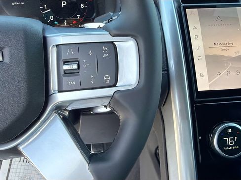 New 2026 Land Rover Discovery Limited Edition image 38