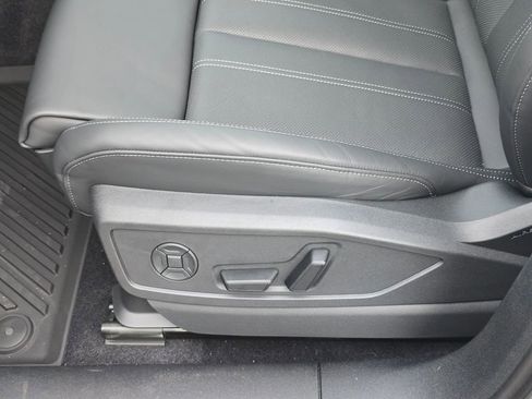 New 2025 Audi Q5 Premium Plus image 25