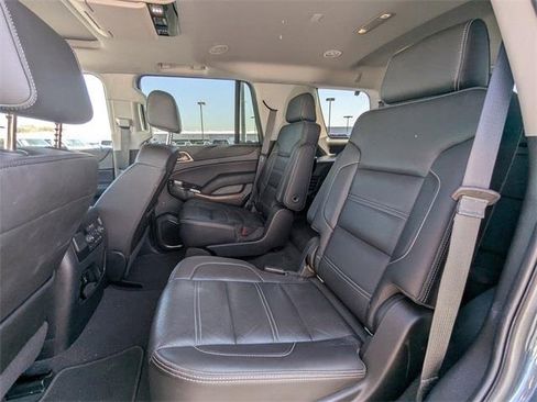 Used 2019 GMC Yukon Denali w/ Denali Ultimate Package image 17