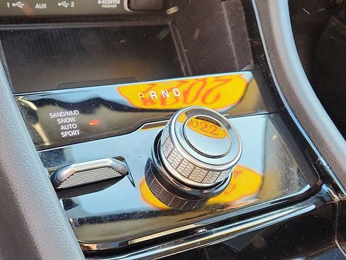 Used 2022 Jeep Grand Cherokee L Limited w/ Luxury Tech Group II image 15