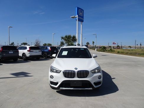 Used 2019 BMW X1 sDrive28i w/ Convenience Package image 2