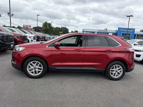 Used 2022 Ford Edge SEL w/ Convenience Package AWD/4WD image 10