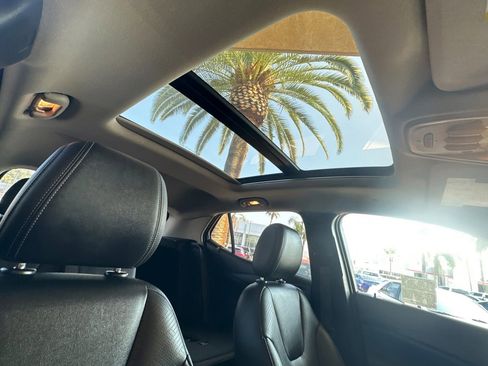 Certified 2022 Buick Encore GX Essence w/ Experience Buick Package image 18