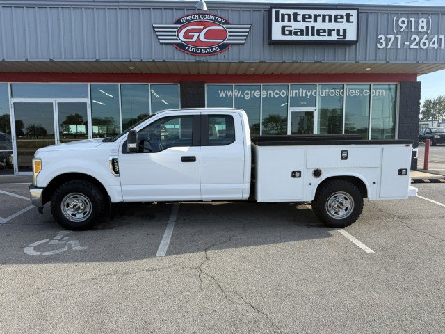 Used 2017 Ford F250 XL w/ Power Equipment Group RWD image 12
