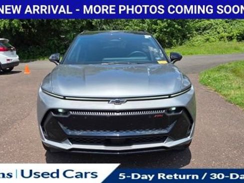 Used 2024 Chevrolet Equinox EV RS AWD/4WD image 2
