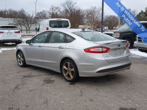 Used 2014 Ford Fusion SE w/ Equipment Group 201A image 7