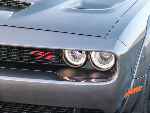 Used 2022 Dodge Challenger R/T Scat Pack RWD image 5