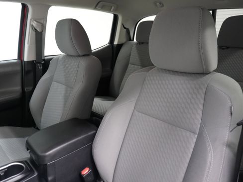 Used 2021 Toyota Tacoma SR w/ SR Convenience Package RWD image 11