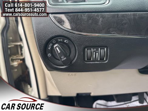 Used 2012 Chrysler Town & Country Touring w/ Entertainment Group #1 image 19
