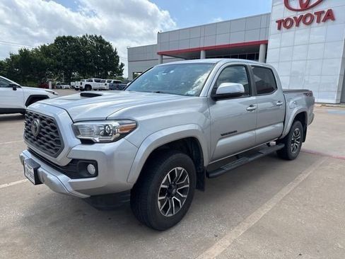 Used 2023 Toyota Tacoma TRD Sport w/ Advanced Technology Package AWD/4WD image 2