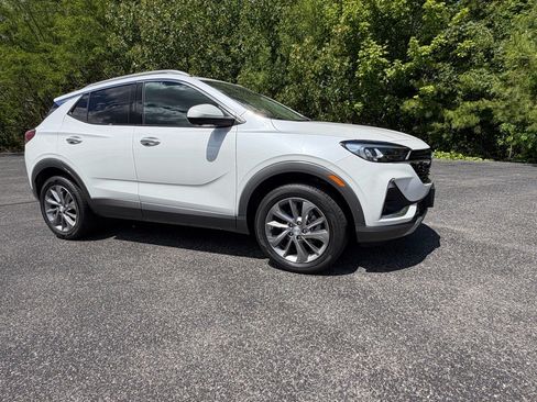 Used 2023 Buick Encore GX Essence w/ Advanced Technology Package AWD/4WD image 14