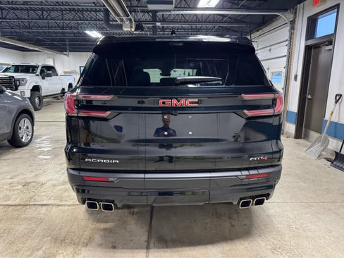 Certified 2024 GMC Acadia AT4 w/ Super Cruise Package image 5