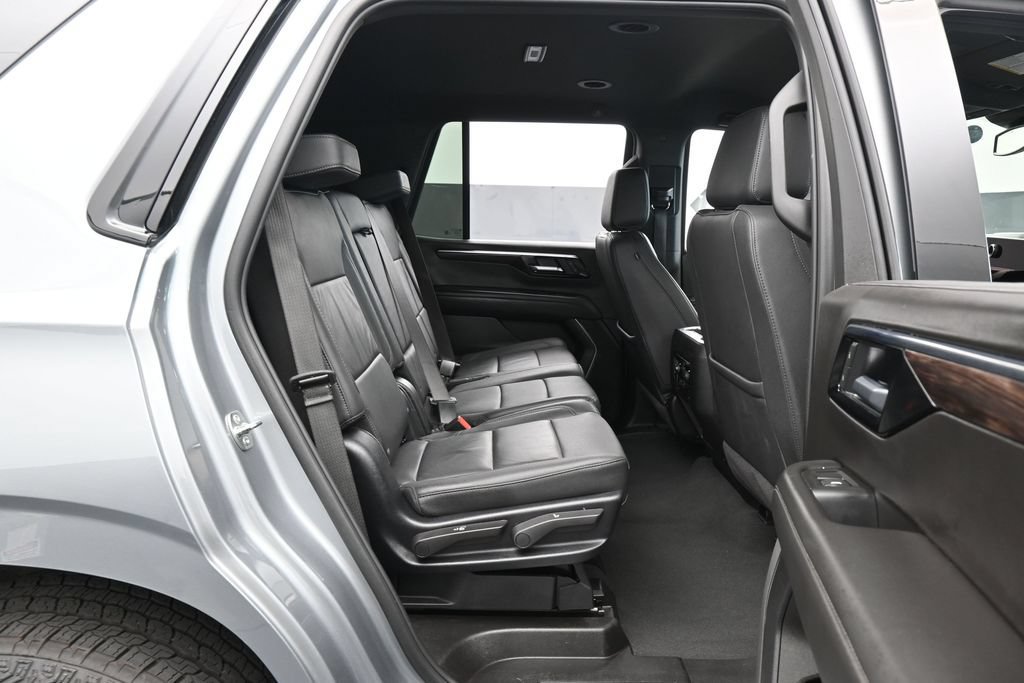 Used 2025 Chevrolet Tahoe Z71 AWD/4WD image 43