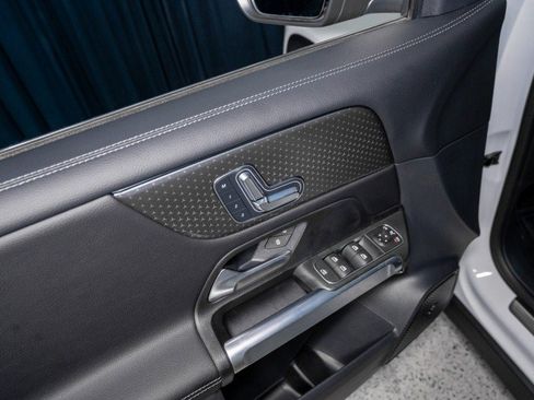 New 2026 Mercedes-Benz GLB 250 image 11