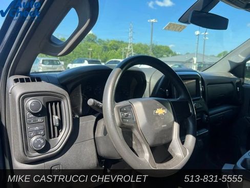 Used 2020 Chevrolet Silverado 1500 Custom w/ Custom Value Package AWD/4WD image 6
