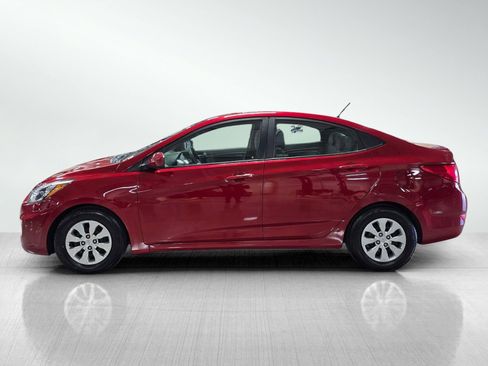 Used 2017 Hyundai Accent SE image 4