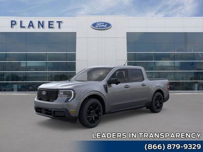 New 2025 Ford Maverick Lariat w/ Black Appearance Package