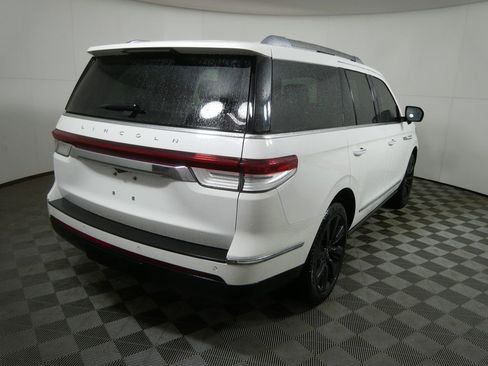 Used 2024 Lincoln Navigator Reserve w/ Equipment Group 201A image 3
