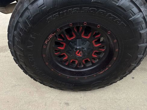 Used 2018 Jeep Wrangler Unlimited Rubicon AWD/4WD image 15