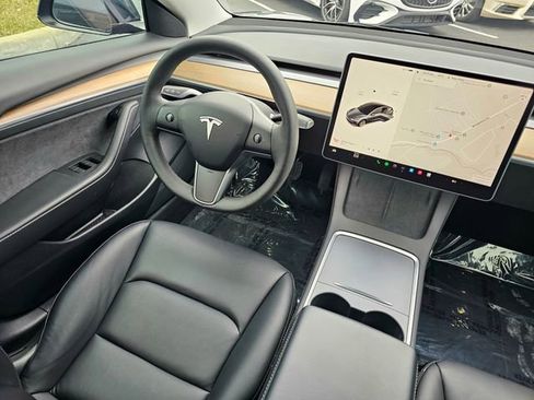 Used 2022 Tesla Model 3 Long Range image 29