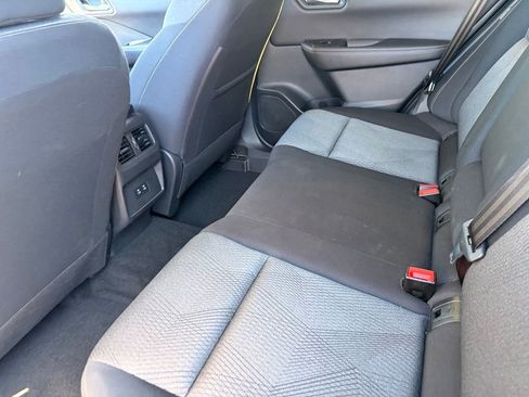 Certified 2024 Nissan Rogue SV FWD image 15