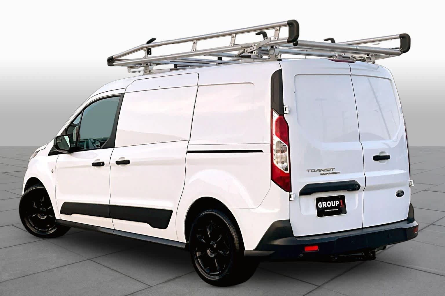 Used 2017 Ford Transit Connect XLT FWD image 11