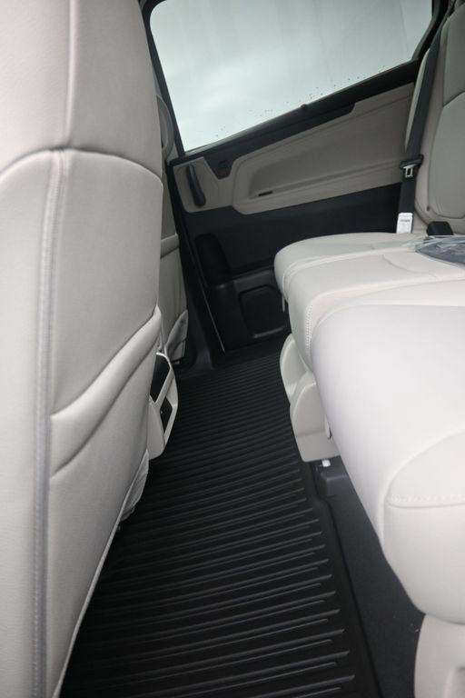 New 2026 Honda Odyssey EX-L image 30