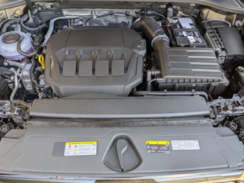 New 2025 Audi Q3 2.0T Premium image 12