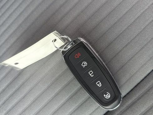 Used 2017 Ford Escape Titanium image 53