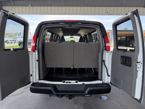 Used 2024 Chevrolet Express 3500 LT w/ LT Preferred Equipment Group RWD image 19