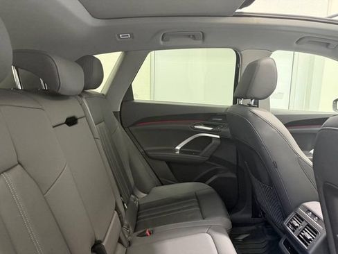 Certified 2025 Audi Q5 Premium Plus w/ Premium Plus AWD/4WD image 8