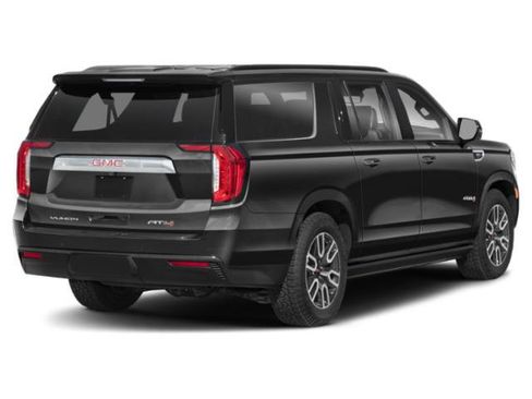 Used 2021 GMC Yukon XL AT4 image 2