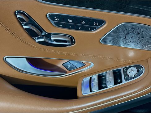 Used 2017 Mercedes-Benz S 550 Cabriolet image 23