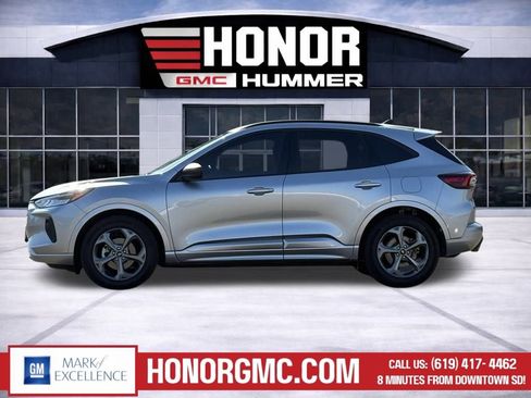 Used 2024 Ford Escape ST-Line FWD image 6